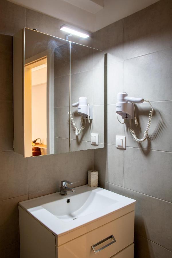 Ermou 18 Mosaics Boutique Aprtm In Parliament Square Apartment Athens Exterior photo